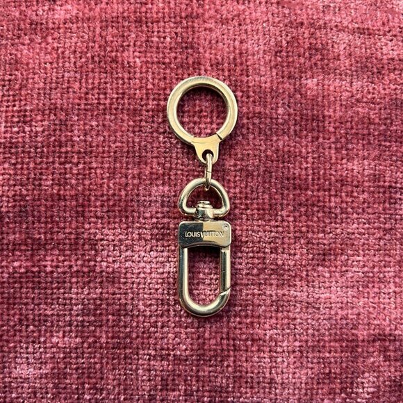 LOUIS VUITTON Charm Keyholder Gold Key Ring Anneau Cles - Picture 2 of 5